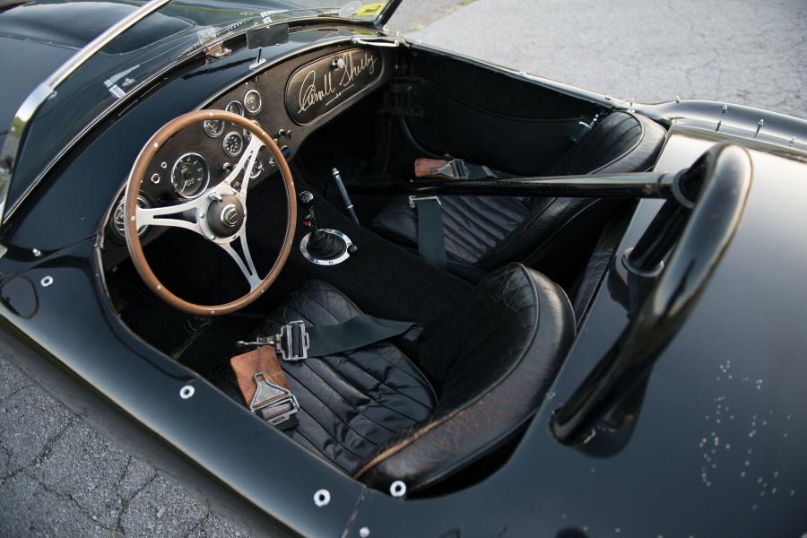 Интерьер Shelby Cobra 289 (CSX 2075) 1963 года  (фото 4 из 9)